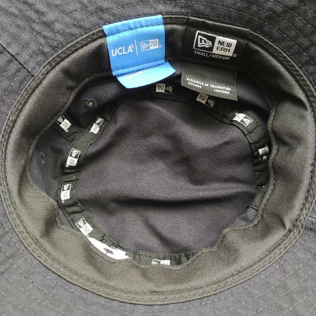 NEW ERA(ニューエラー)のニューエラ バケット ハット UCLA ジョー ロゴ メンズの帽子(ハット)の商品写真