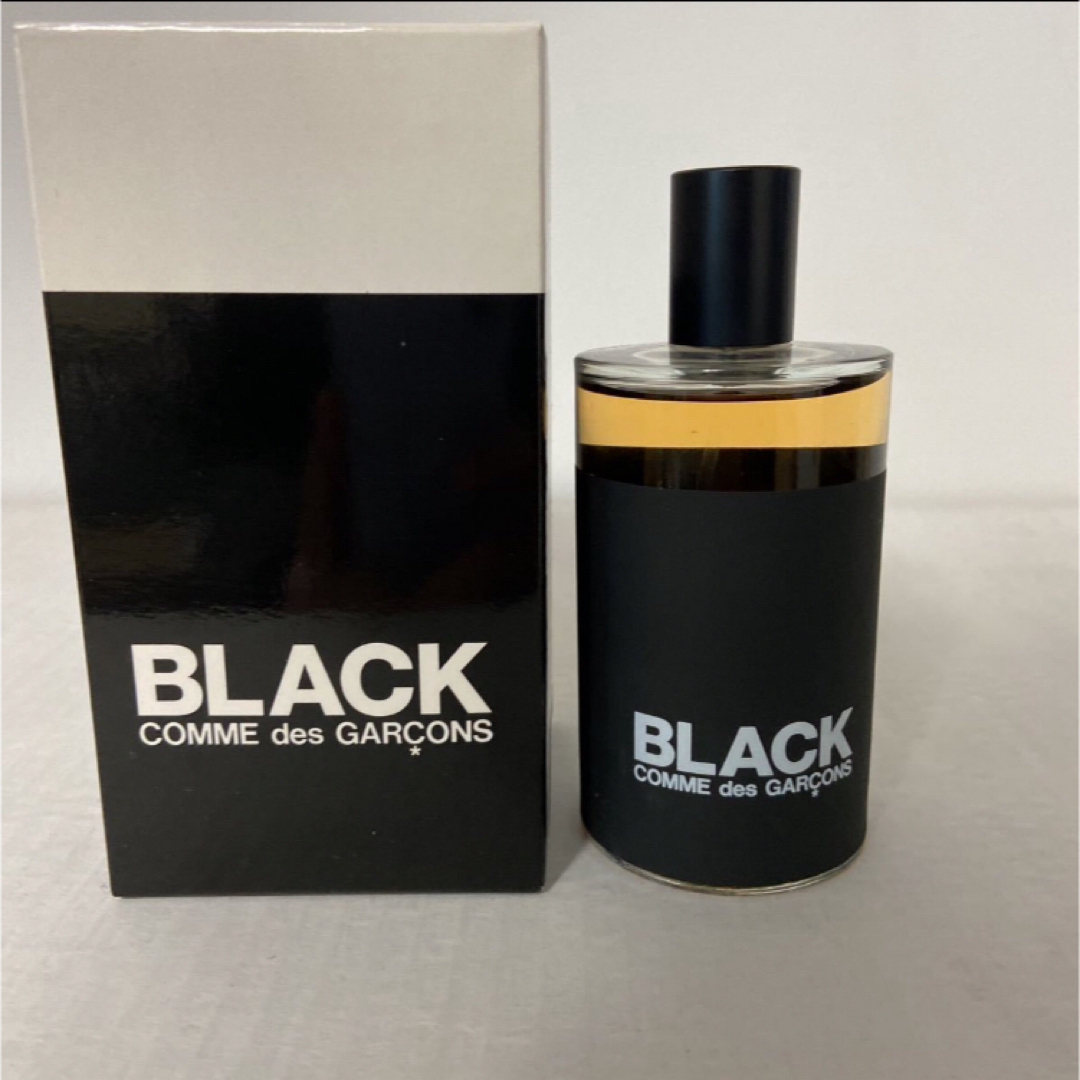 COMME des GARCONS(コムデギャルソン)のほぼ未使用 BLACK COMME des GARONS 100mlブラック香水 コスメ/美容の香水(ユニセックス)の商品写真