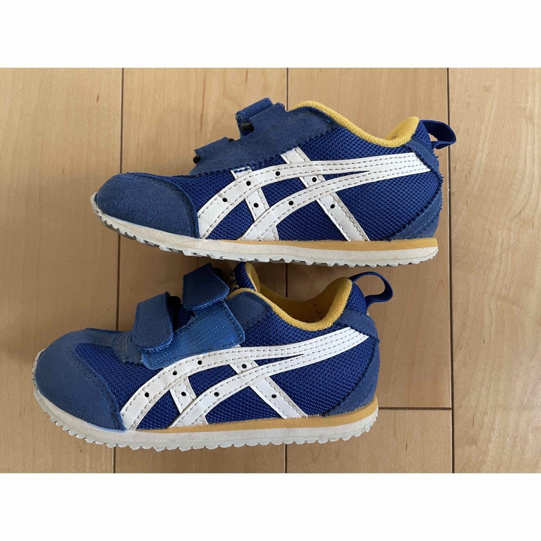 asics(アシックス)のasics スニーカー 16.0cm キッズ/ベビー/マタニティのキッズ靴/シューズ(15cm~)(スニーカー)の商品写真