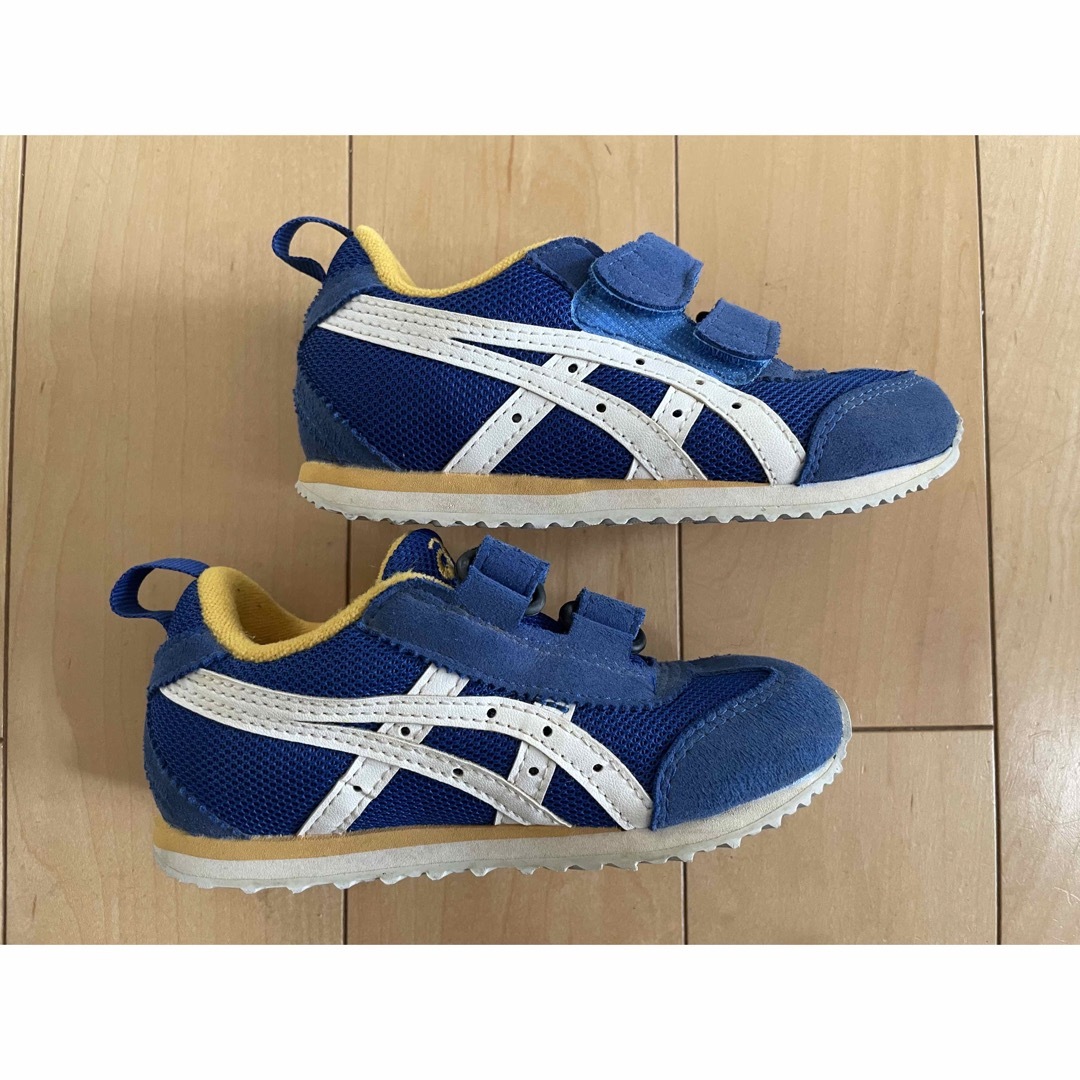 asics(アシックス)のasics スニーカー 16.0cm キッズ/ベビー/マタニティのキッズ靴/シューズ(15cm~)(スニーカー)の商品写真