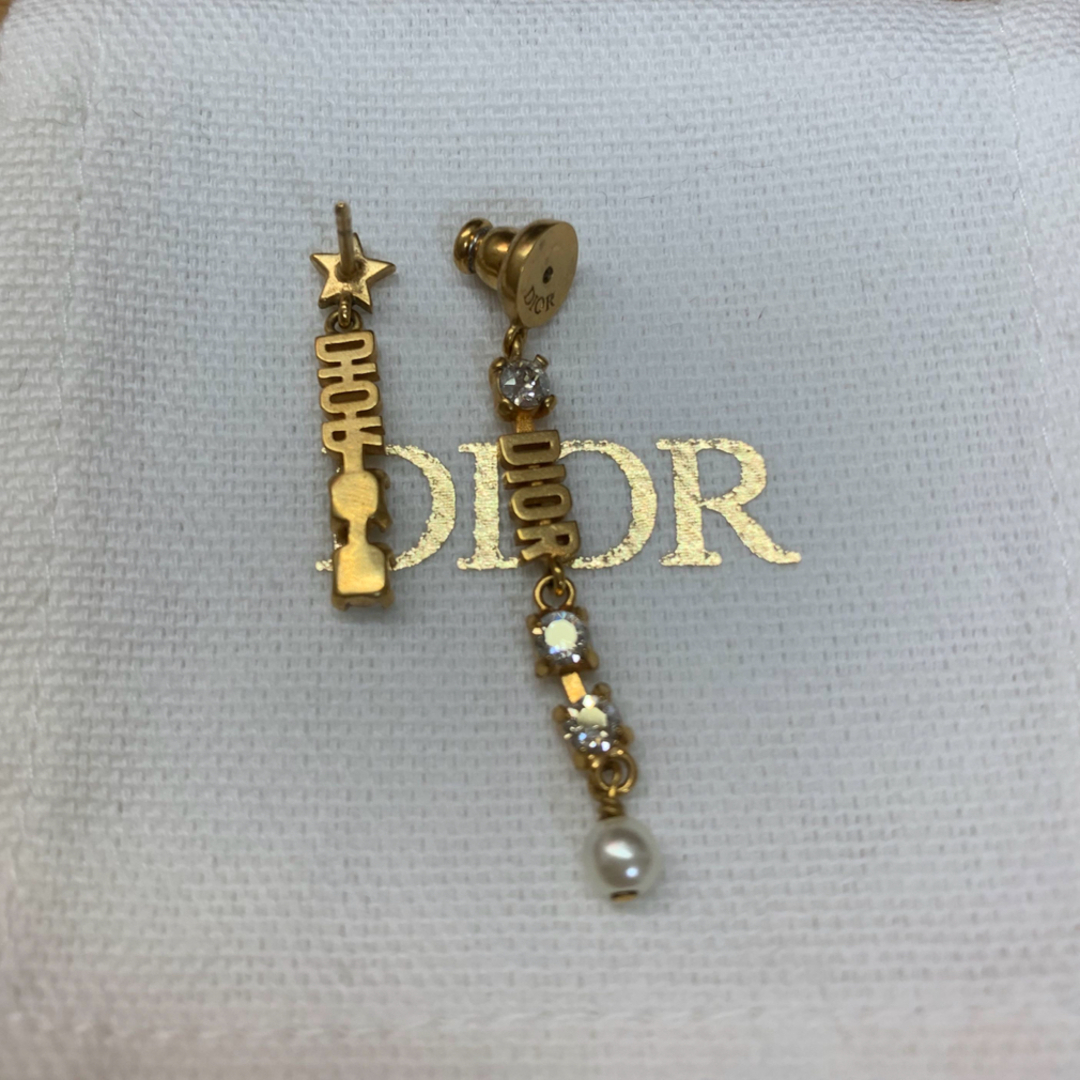 Dior ファションジュエリー　ゴールド　ピアス　ロゴ 3