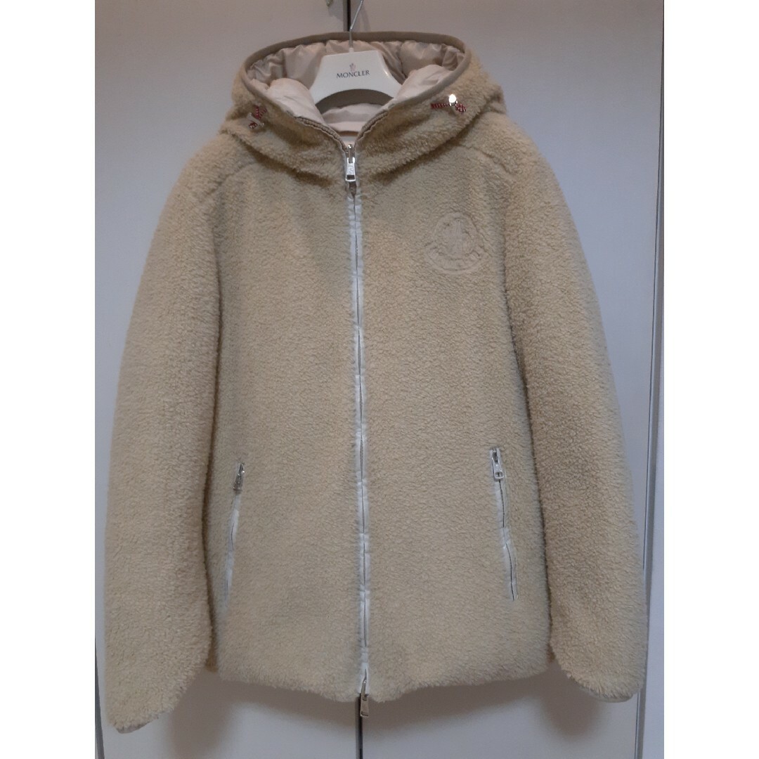 MONCLER - 今月だけお値下げ‼️モンクレール リバーシブルダウン オフ