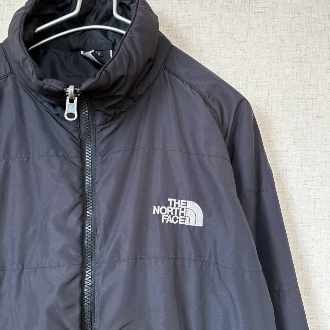 THE NORTH FACE ノースフェイス 中綿ナイロンジャケット 刺繍  アウトドア キャンプ アウター ブラック (メンズ S)   O7906