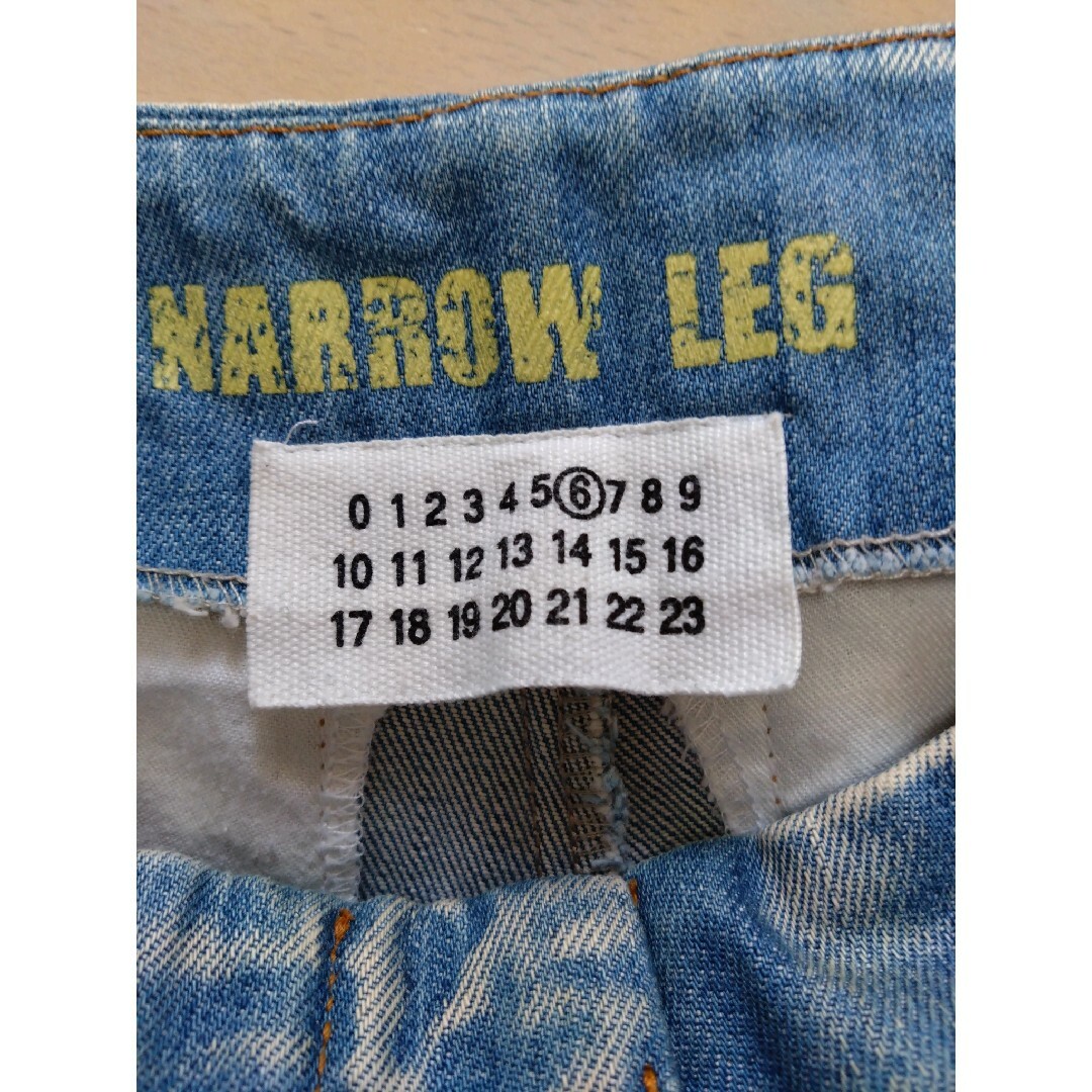 Maison Martin Margiela(マルタンマルジェラ)のMaison Martin Margiela ここのえタグ デニムパンツ 38 レディースのパンツ(デニム/ジーンズ)の商品写真