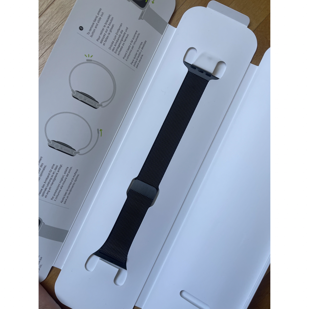 Apple Watch(アップルウォッチ)のApple Watch ミラネーゼループ　純正　44mm【新品】 メンズの時計(金属ベルト)の商品写真
