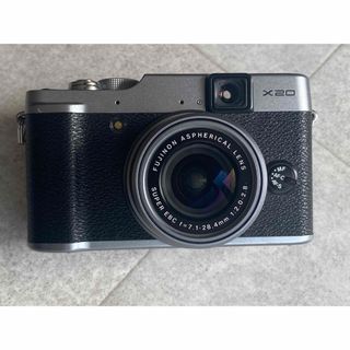 フジフイルム(富士フイルム)のFUJIFILM X20 SILVER(コンパクトデジタルカメラ)