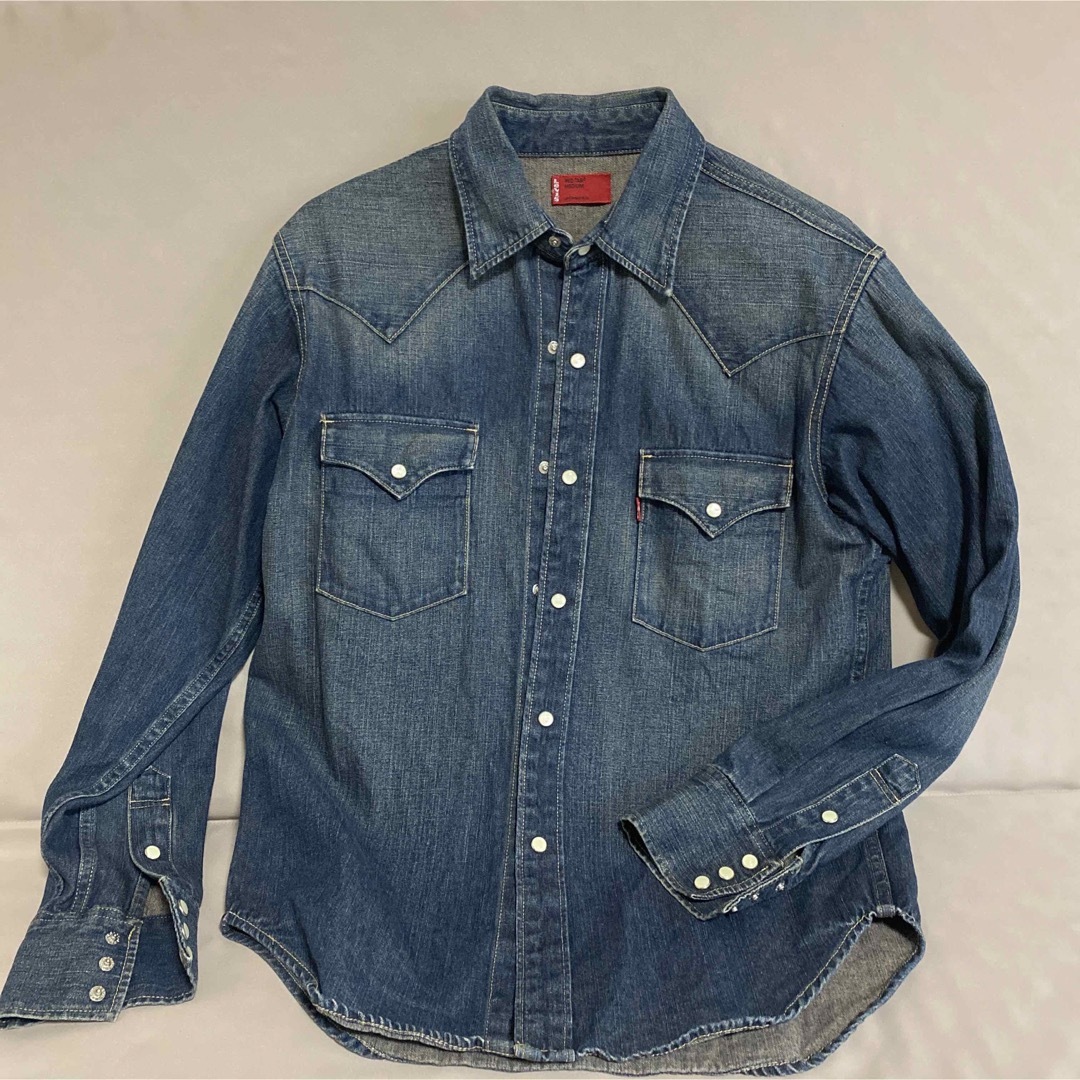 Levi's(リーバイス)の美品　Levi's リーバイス  赤タブ　RED TAB デニムジャケット　M メンズのトップス(Tシャツ/カットソー(半袖/袖なし))の商品写真