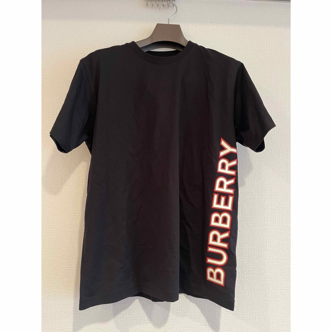 バーバリー　Tシャツ　サイズS  黒