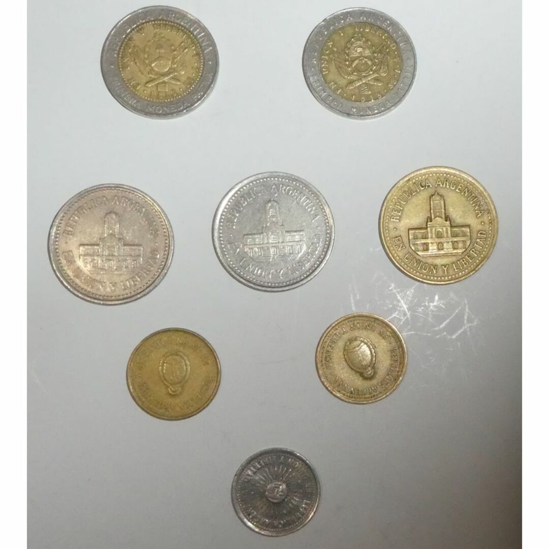 アルゼンチン　コイン8枚　セット 　Argentina 8　coin エンタメ/ホビーの美術品/アンティーク(貨幣)の商品写真