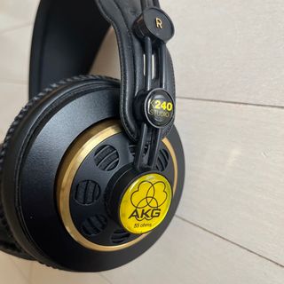 アーカーゲー(AKG)のAKG ヘッドフォン(ヘッドフォン/イヤフォン)