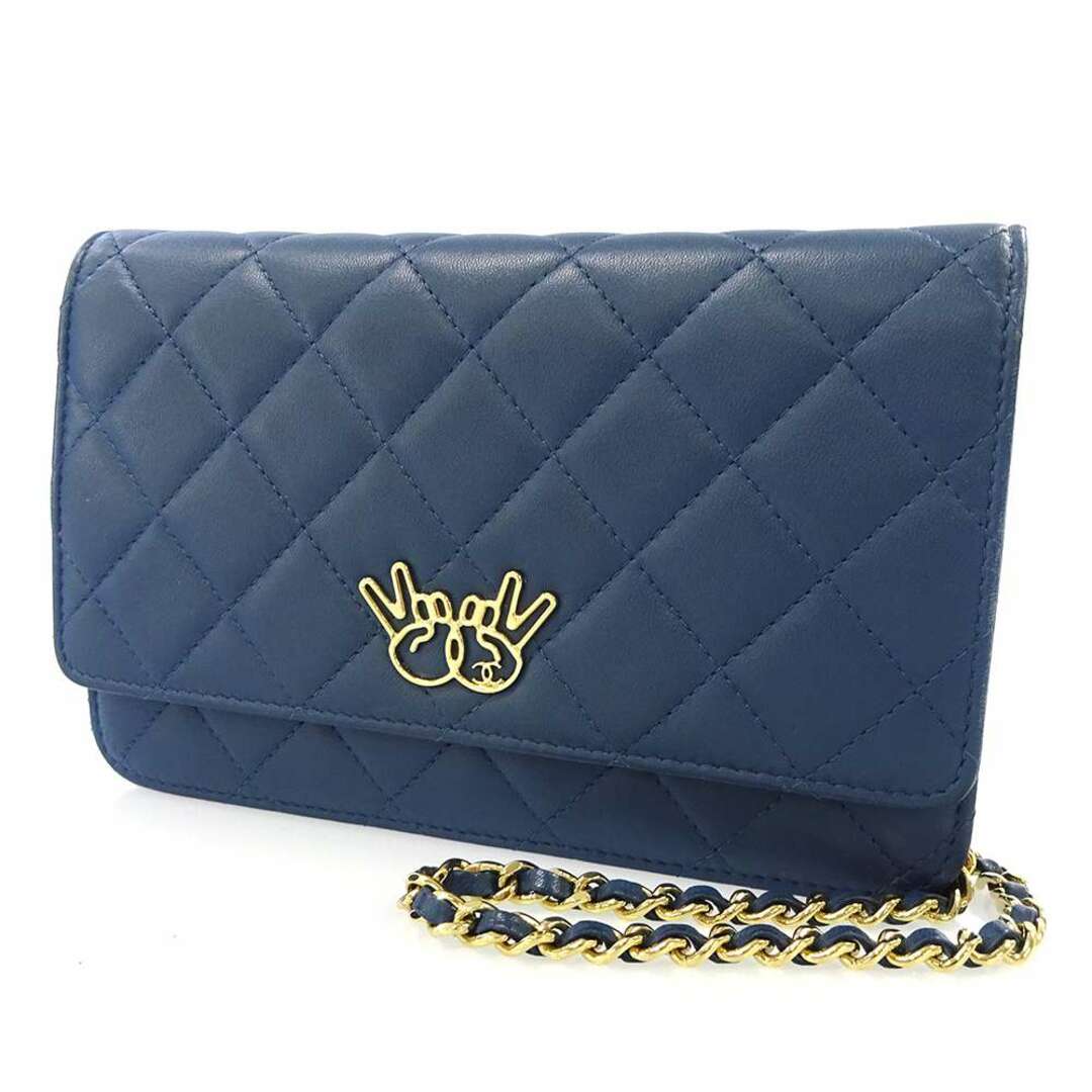 CHANEL - シャネル チェーンウォレット マトラッセ ピース ラムスキン