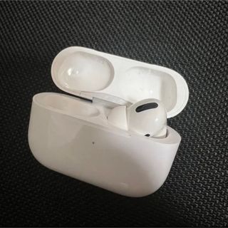 アップル(Apple)のApple AirPods Pro MLWK3JA(ヘッドフォン/イヤフォン)