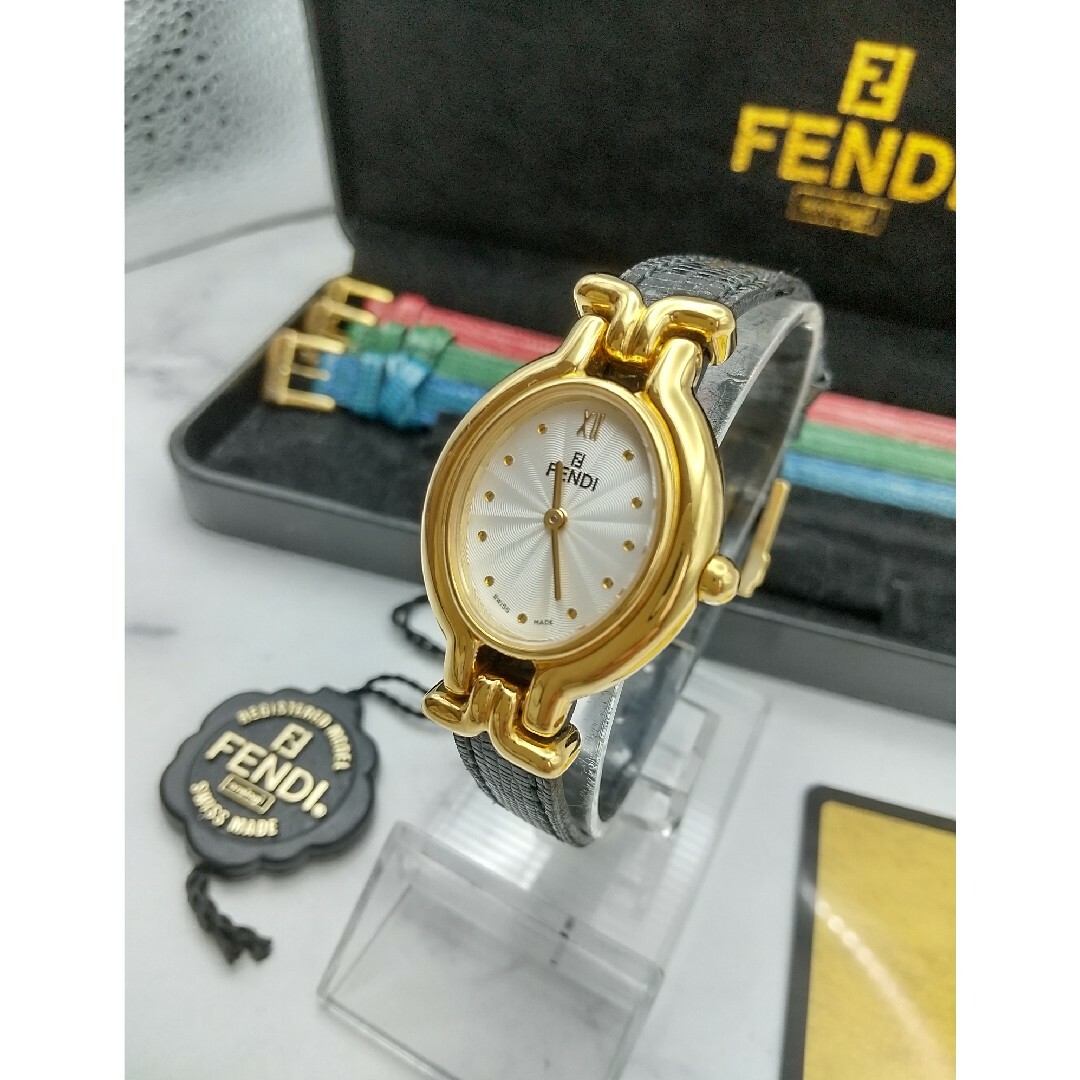 フェンディ FENDI 640L 美品 替えベルト8本 レディースクォーツ