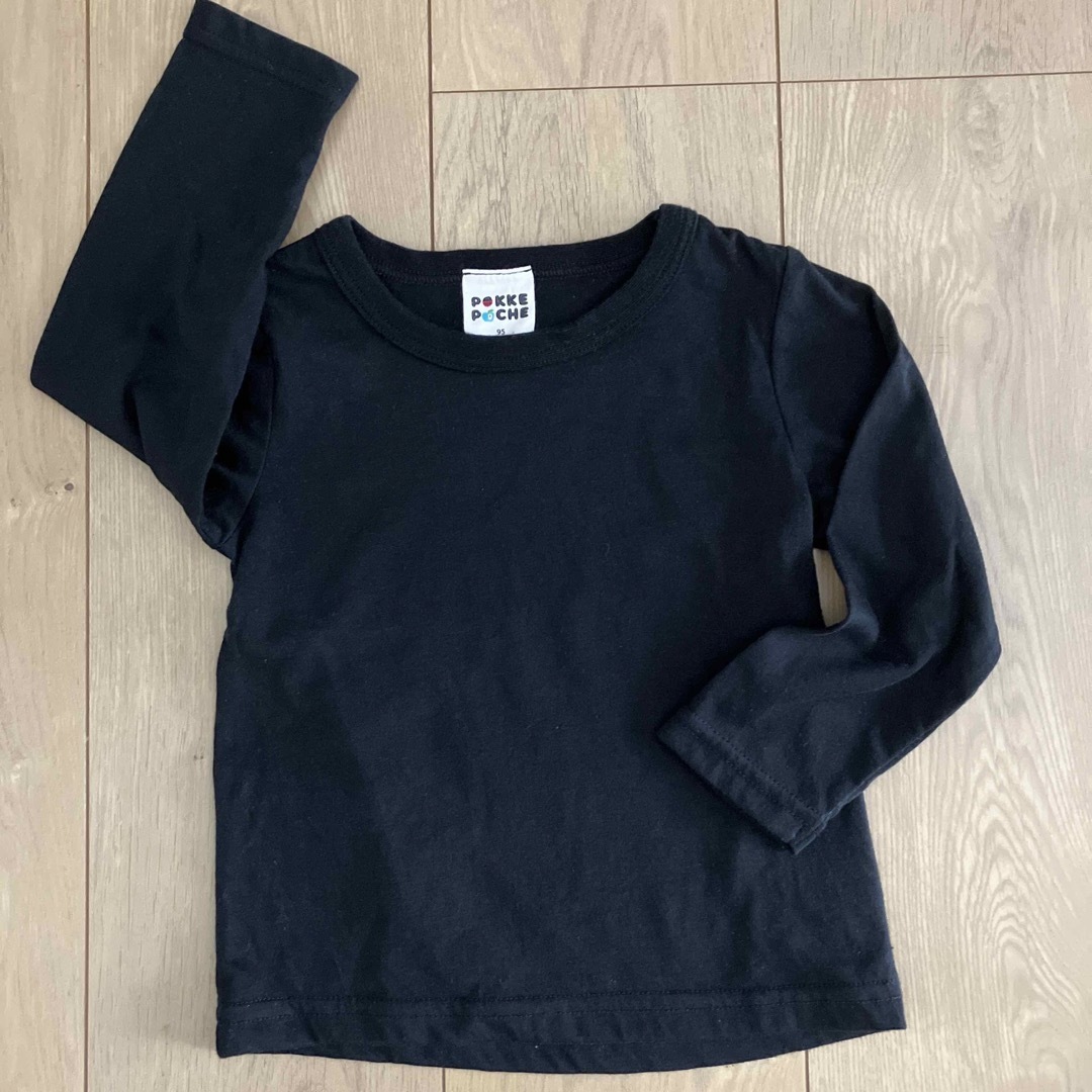 POKKE POCHE 長袖Tシャツ　95サイズ　黒色 キッズ/ベビー/マタニティのキッズ服女の子用(90cm~)(Tシャツ/カットソー)の商品写真