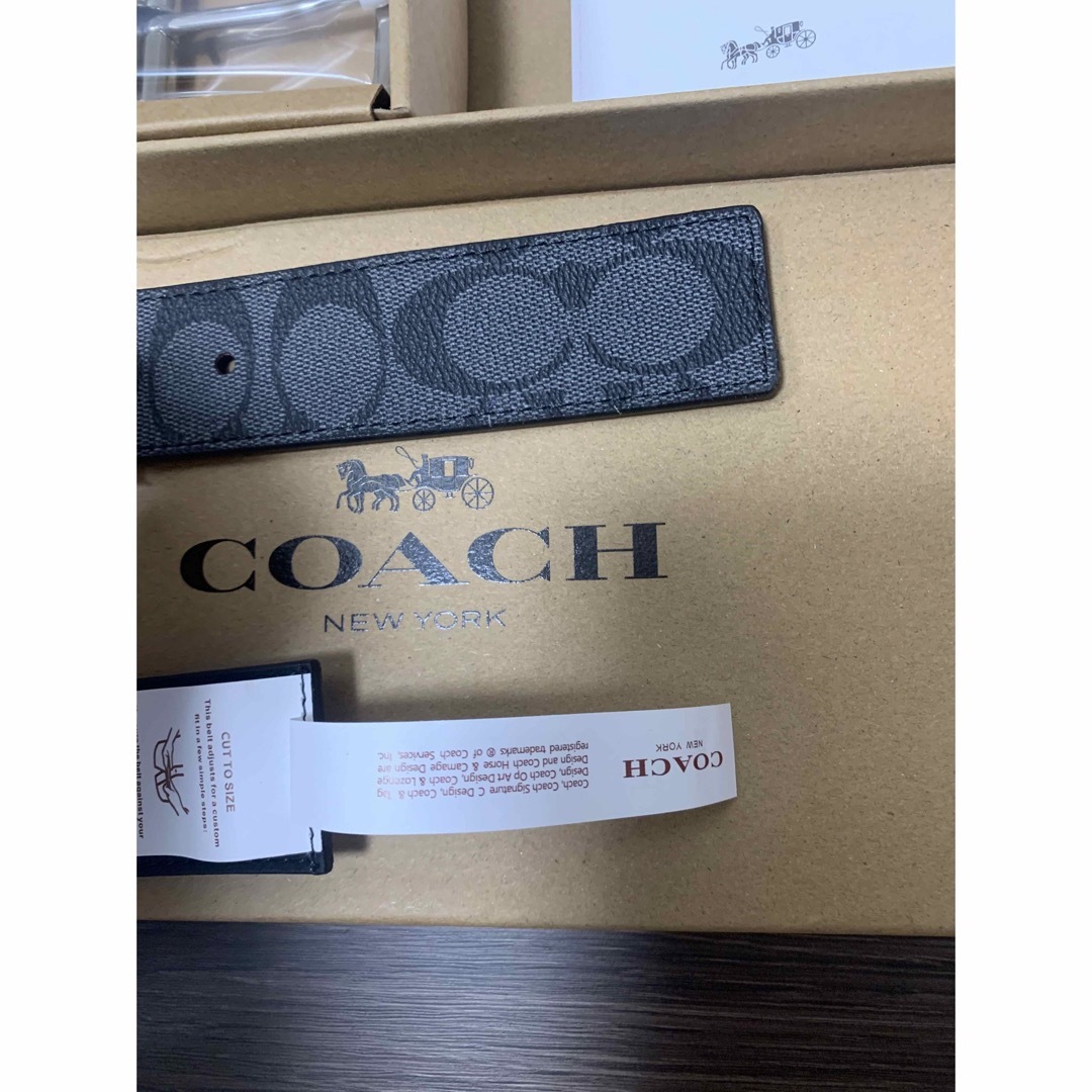 COACH(コーチ)の新品未使用　ショッパー付　コーチ　coach ベルト　リバーシブル　プレゼントに メンズのファッション小物(ベルト)の商品写真