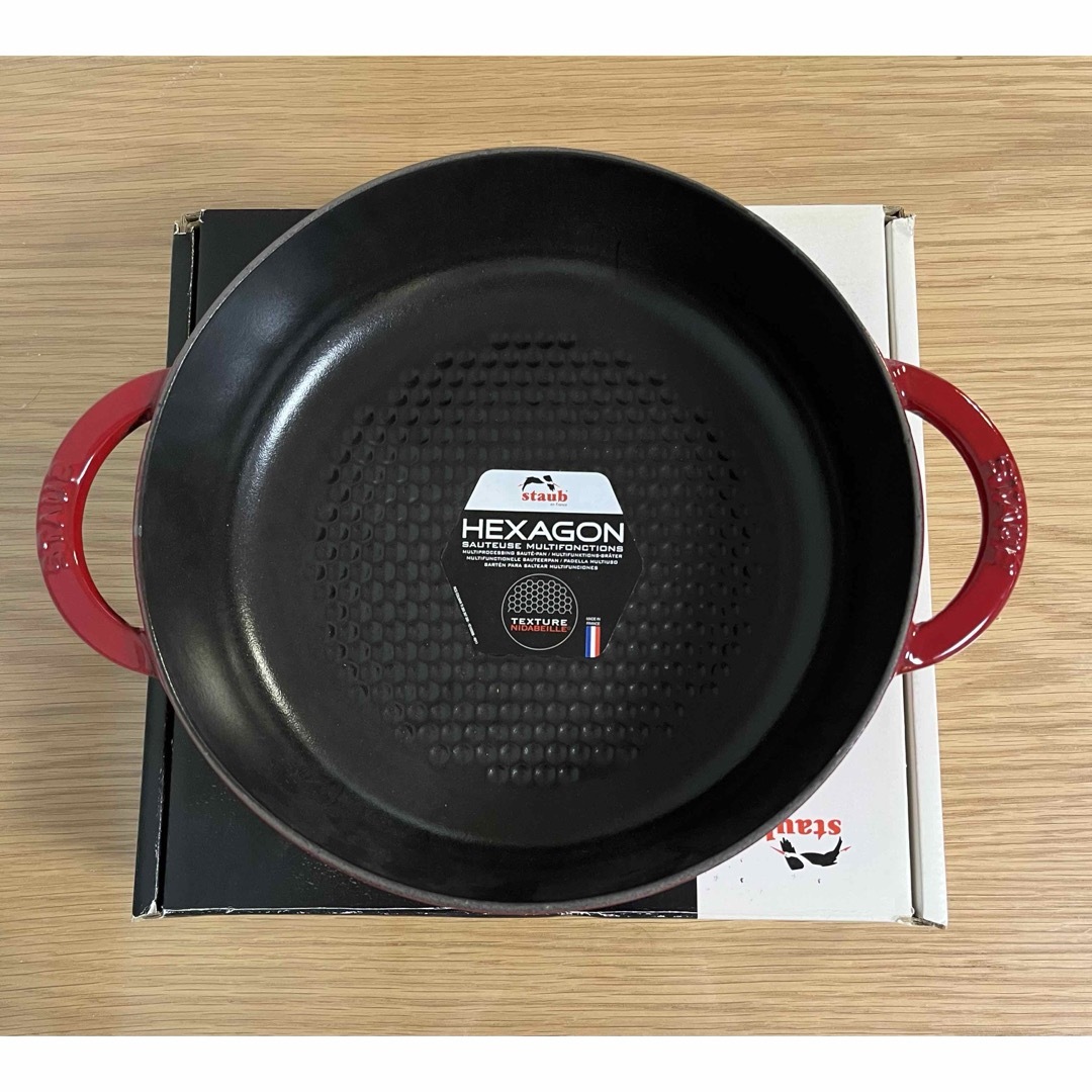 STAUB - 新品 ストウブ ニダベイユ ソテーパン 24cm チェリー シリアル