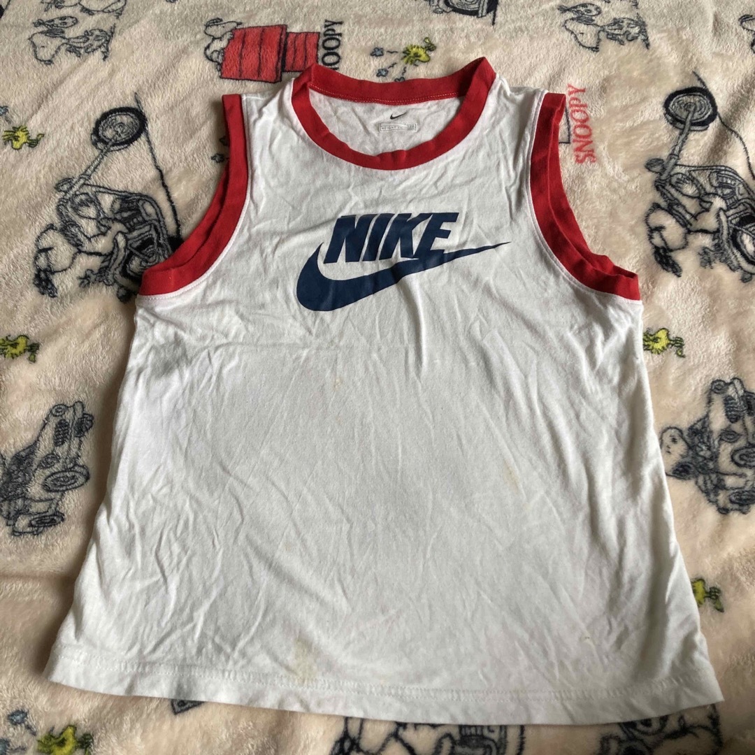 NIKE(ナイキ)のNIKE タンクトップ　120サイズ キッズ/ベビー/マタニティのキッズ服女の子用(90cm~)(Tシャツ/カットソー)の商品写真