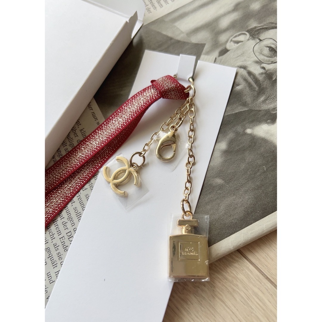 未使用シャネル★CHANEL ホリデー2022限定ノベルティ キーチャーム