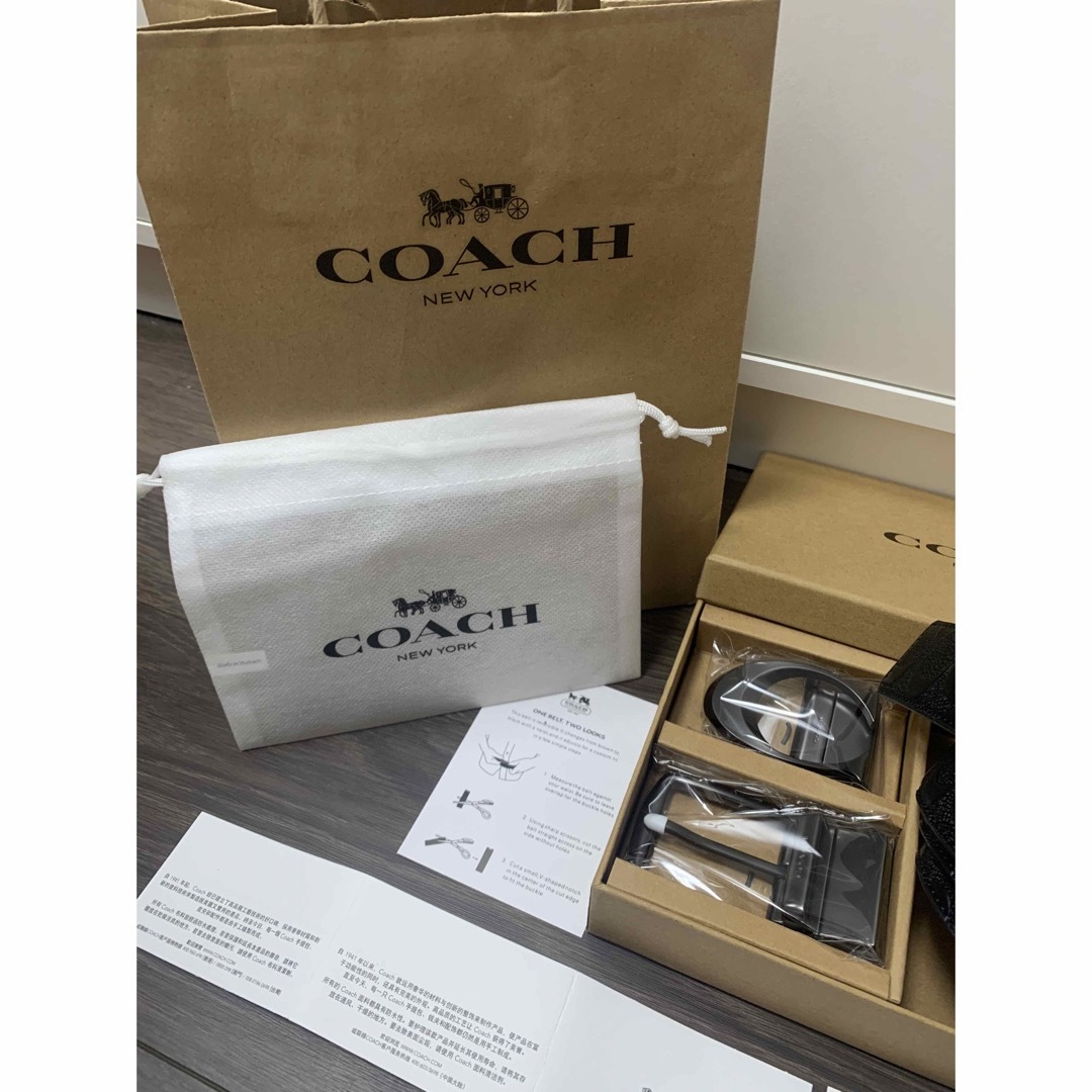 COACH(コーチ)の新品未使用　ショッパー付　コーチ　coach ベルト　リバーシブル　プレゼントに メンズのファッション小物(ベルト)の商品写真