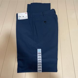 ユニクロ(UNIQLO)の感動パンツ(シアサッカー)ユニクロ(スラックス)