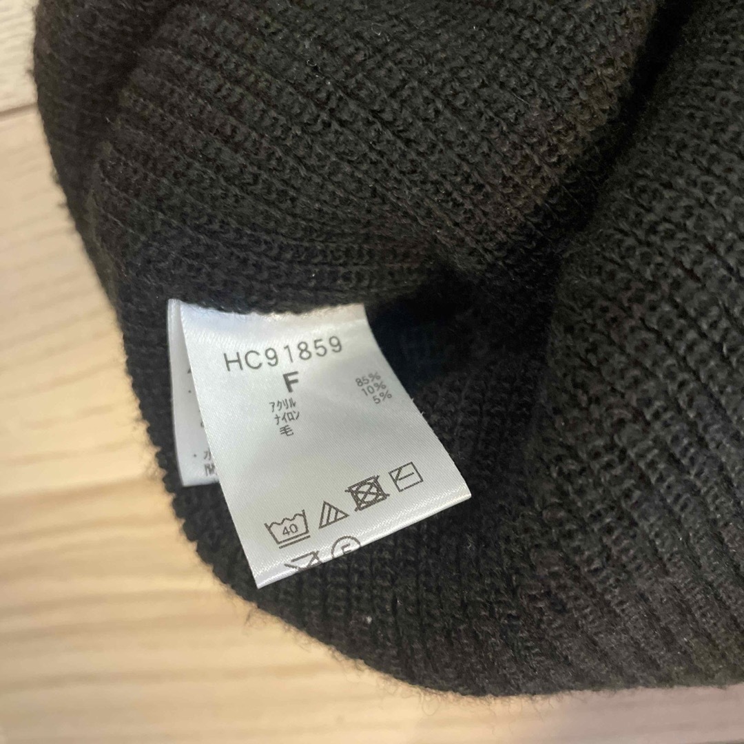 HELLY HANSEN(ヘリーハンセン)のヘリーハンセン　ニット帽　黒 メンズの帽子(ニット帽/ビーニー)の商品写真