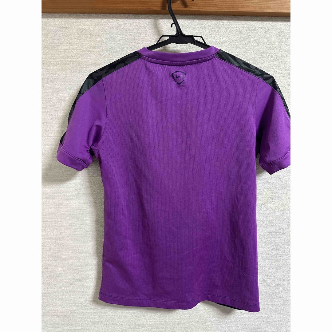 NIKE(ナイキ)のNIKE Tシャツ レディースのトップス(Tシャツ(半袖/袖なし))の商品写真