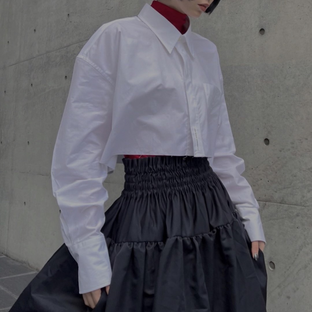 JAN SOLVIE ASSEMBLY cropped shirt white の通販 by かに's shop｜ラクマ