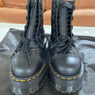 ドクターマーチン(Dr.Martens)のドクターマーチン　エナメル厚底ブーツ(ブーツ)