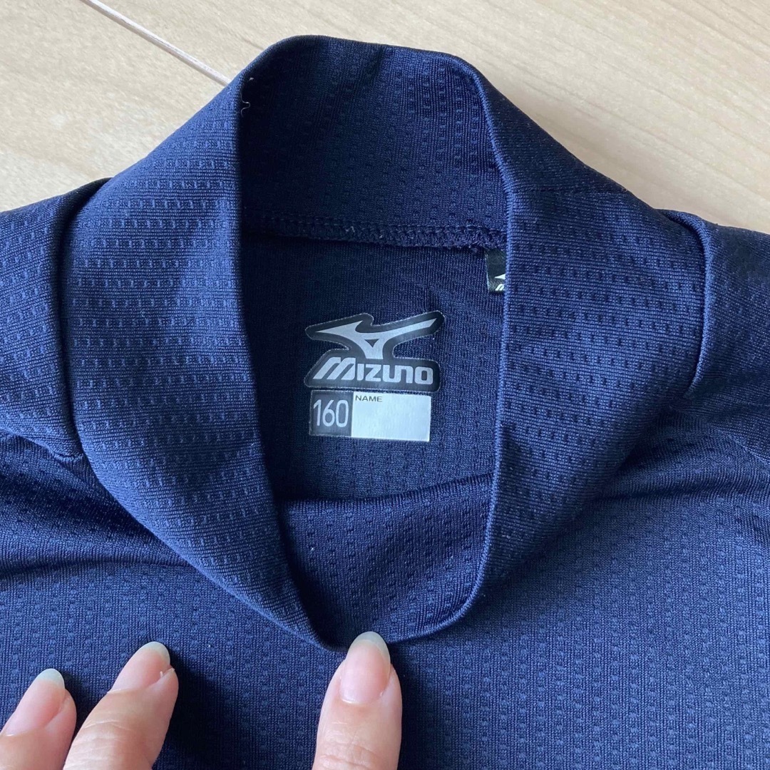 MIZUNO(ミズノ)のミズノ　アンダーシャツ　半袖　美品　２枚 スポーツ/アウトドアの野球(ウェア)の商品写真