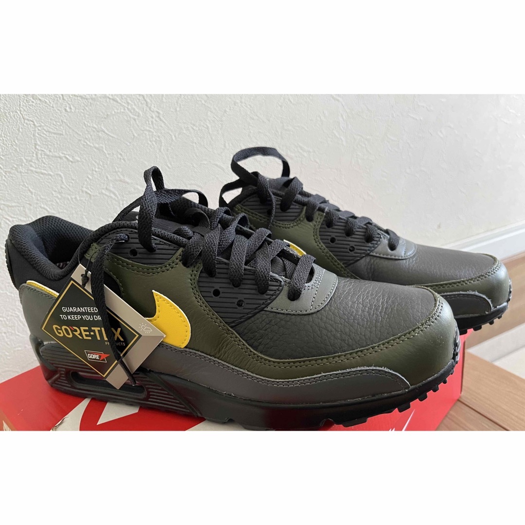 AIR MAX 90 28.0cm ゴアテックス カーキ　値引きしました。