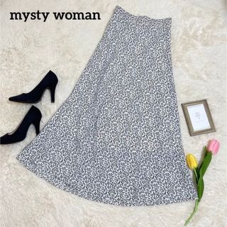 ミスティウーマン(mysty woman)の値下げ★mysty woman 花柄　ロングスカート　フレア(ロングスカート)