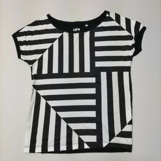 ユニクロ(UNIQLO)のレディース✻ユニクロUNIQLO✻半袖Ｔシャツ✻女性用✻Ｓサイズ✻白黒(Tシャツ(半袖/袖なし))