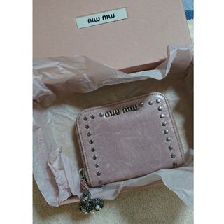 ミュウミュウ(miumiu)のMIUMIU コインケースビジュー(財布)