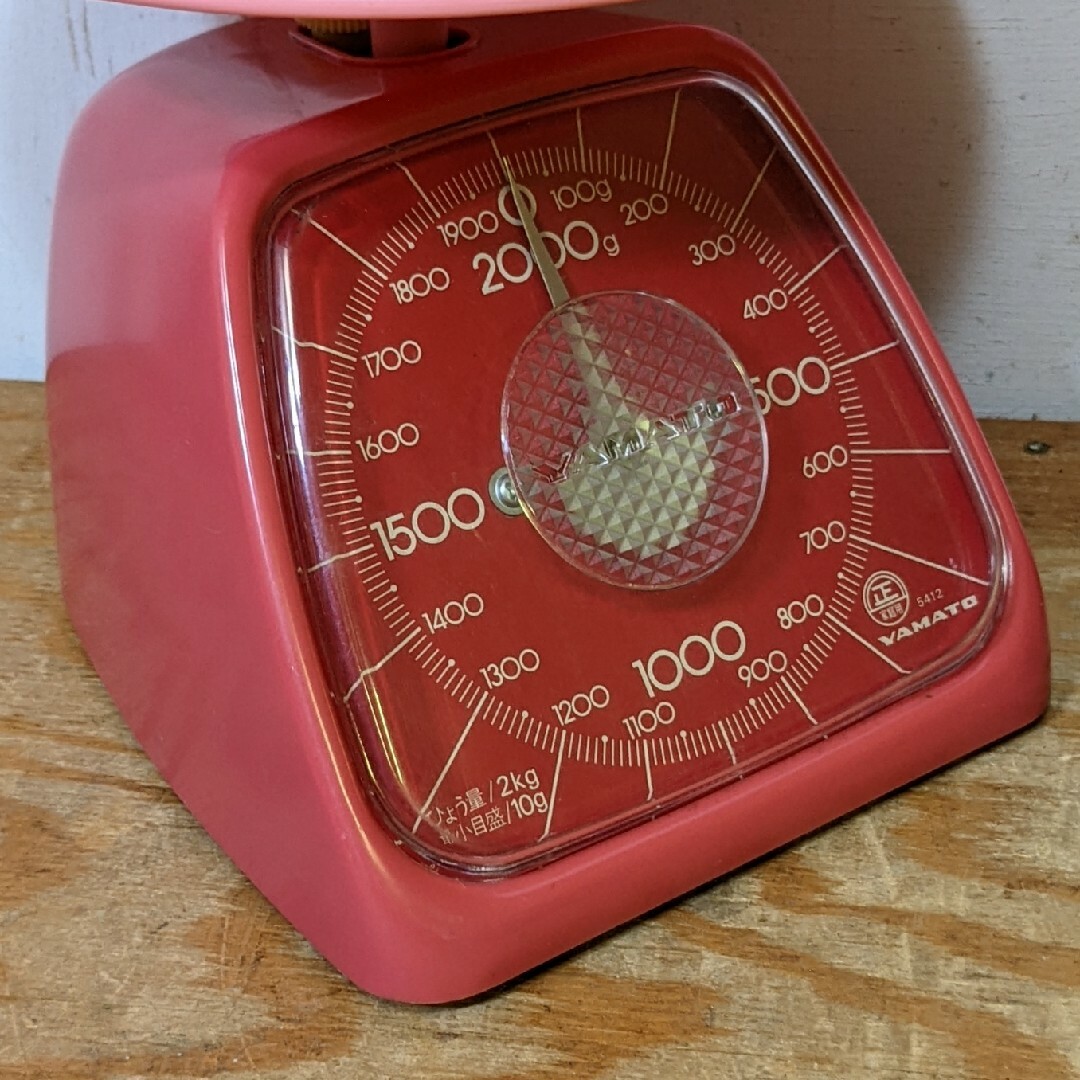 レトロ お洒落 可愛い キッチンスケール 中古品の通販 by レトロ お洒落 可愛い キッチンスケール 中古品の通販 by
