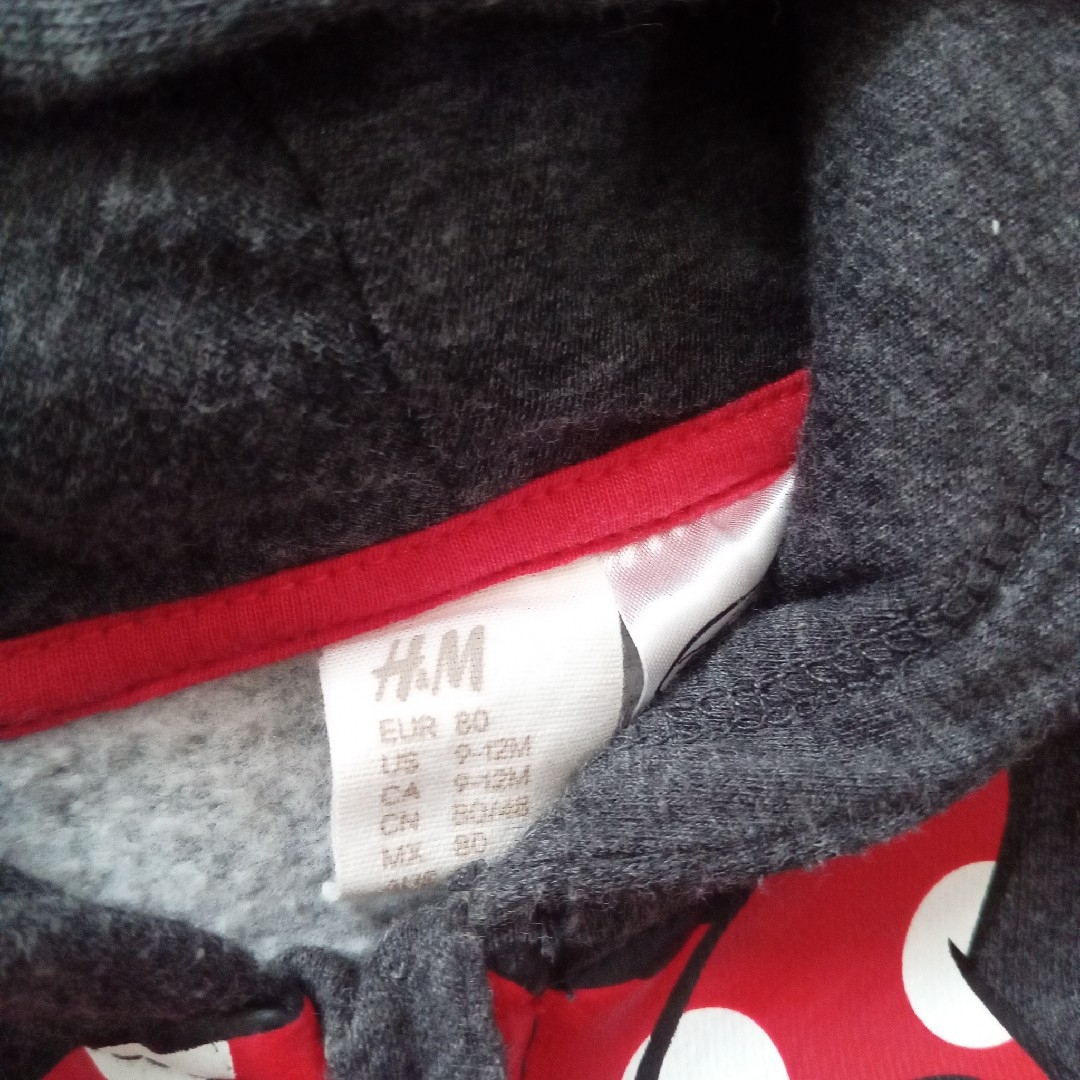 H&H(エイチアンドエイチ)のH&M ミニーちゃん 長袖パーカー80 キッズ/ベビー/マタニティのベビー服(~85cm)(ジャケット/コート)の商品写真