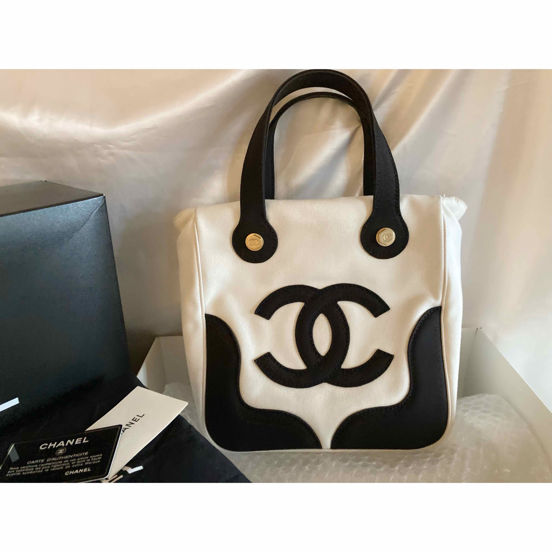 シャネル　CHANEL【正規品】極美品　バッグ　マトラッセ　デカココ　ボストン