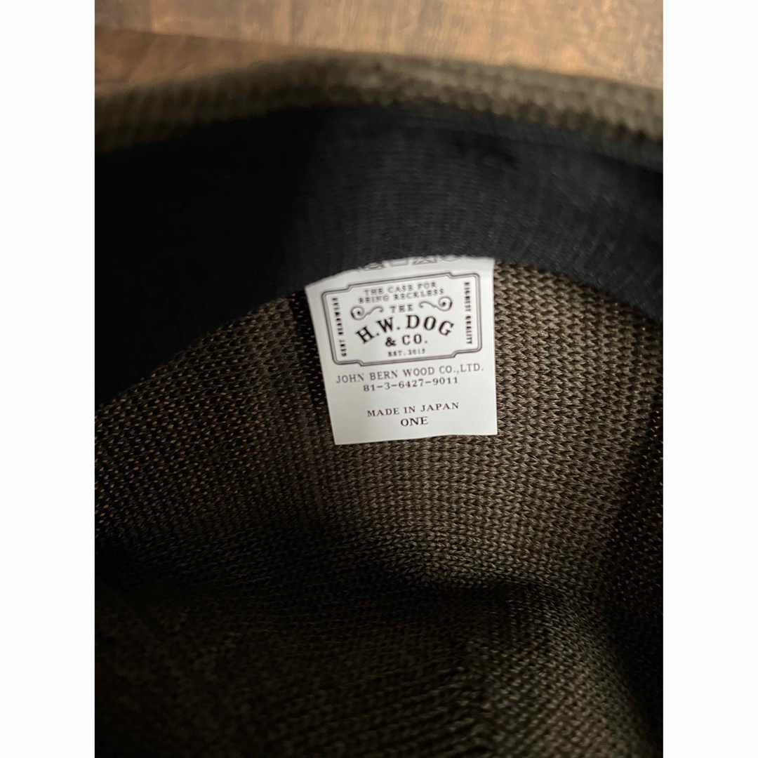 THE H.W. DOG & CO.(ザエイチダブリュドックアンドコー)のTHE H.W.DOG ＆ CO. ベレー帽　オリーブ メンズの帽子(ハンチング/ベレー帽)の商品写真