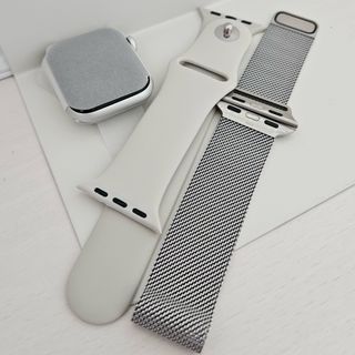 アップルウォッチ(Apple Watch)の[美品]  Apple Watch SE2 40mm シルバー (バンド2本付)(腕時計(デジタル))