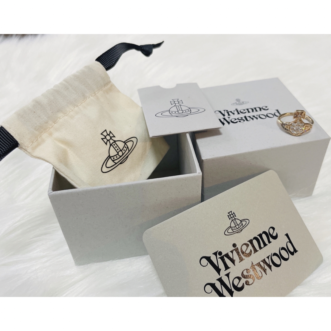 Vivienne Westwood(ヴィヴィアンウエストウッド)の正規品　ヴィヴィアンウエストウッド  リング ストーン　ダイヤ　オーブ シルバー レディースのアクセサリー(リング(指輪))の商品写真