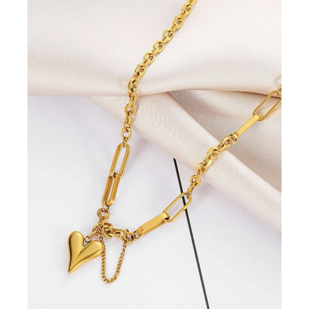 Adam et Rope'(アダムエロぺ)の【Heart charm necklace】#974 18k レディースのアクセサリー(ネックレス)の商品写真