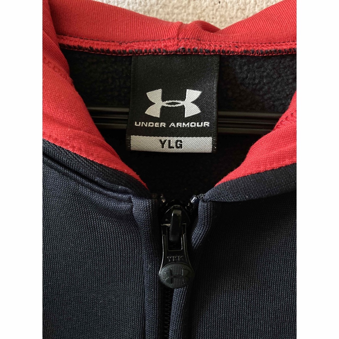 UNDER ARMOUR(アンダーアーマー)のアンダーアーマー　裏起毛ジャージパーカー　YLG  150 キッズ/ベビー/マタニティのキッズ服男の子用(90cm~)(ジャケット/上着)の商品写真