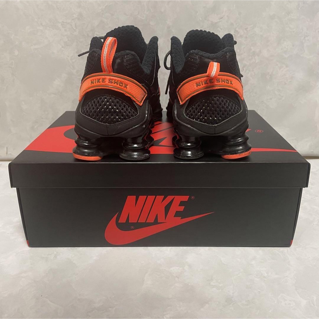 NIKE(ナイキ)の【専用】Nike WMNS Shox TL Nova "Black Orange メンズの靴/シューズ(スニーカー)の商品写真