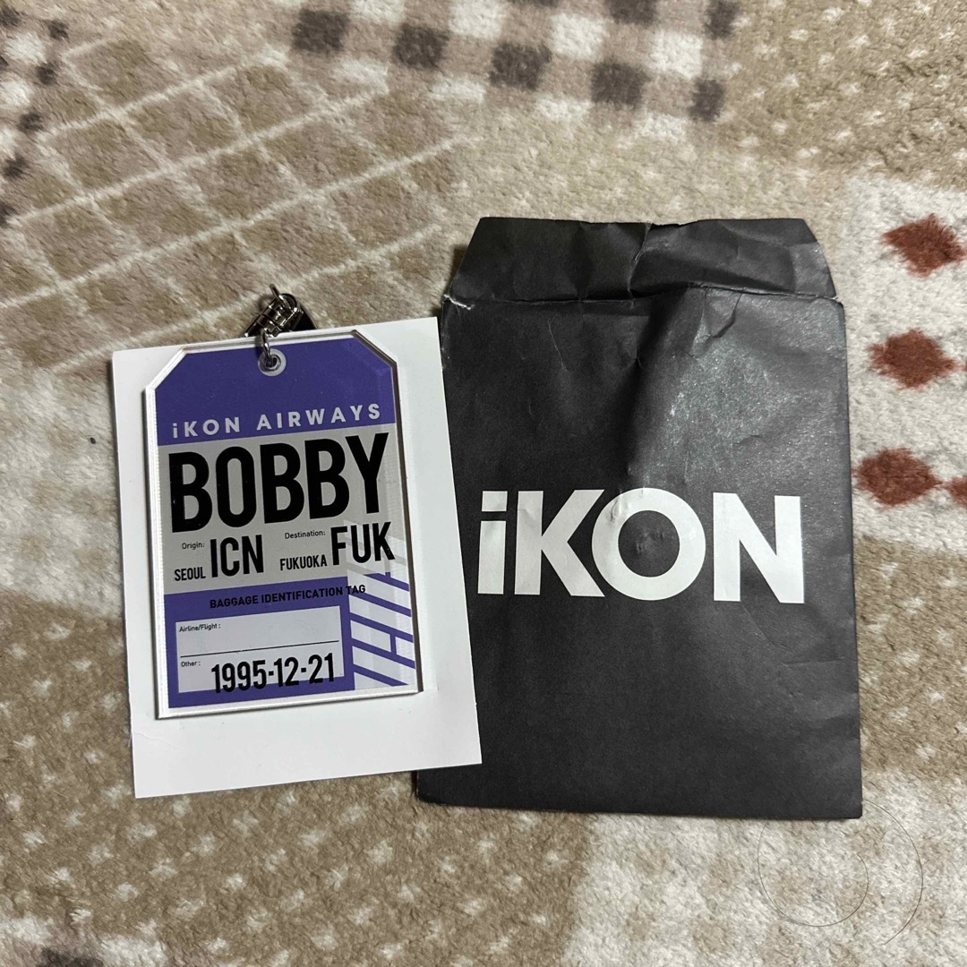 iKON バビ BOBBY グッズ アクリルキーホルダー エンタメ/ホビーのタレントグッズ(アイドルグッズ)の商品写真