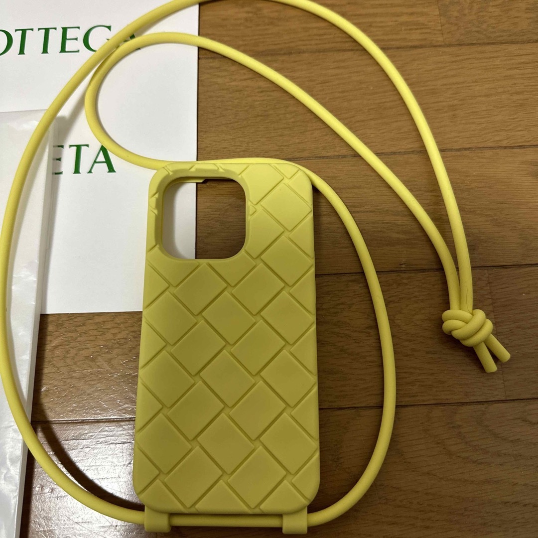 Bottega Veneta(ボッテガヴェネタ)の極美品 ボッテガヴェネタ iPhone14 Pro スマホショルダー スマホ/家電/カメラのスマホアクセサリー(iPhoneケース)の商品写真