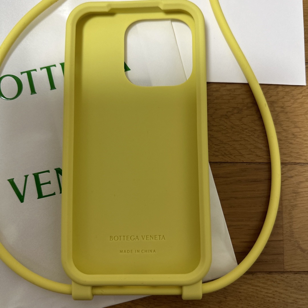 Bottega Veneta(ボッテガヴェネタ)の極美品 ボッテガヴェネタ iPhone14 Pro スマホショルダー スマホ/家電/カメラのスマホアクセサリー(iPhoneケース)の商品写真