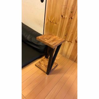 ハンドメイド　国産杉　カフェテーブル(家具)