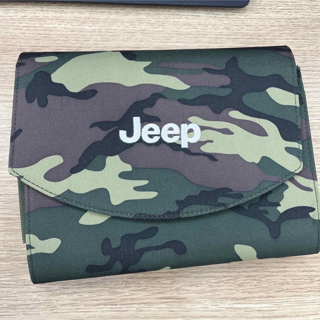 Jeep(ジープ)のジープjeep純正車検証ケース 自動車/バイクの自動車(車内アクセサリ)の商品写真