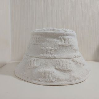 セリーヌ トリオンフ バケットハット コットンブクレ オフホワイト