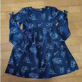 ベベ(BeBe)のBeBe ☆新品·未使用☆ワンピース130(ワンピース)