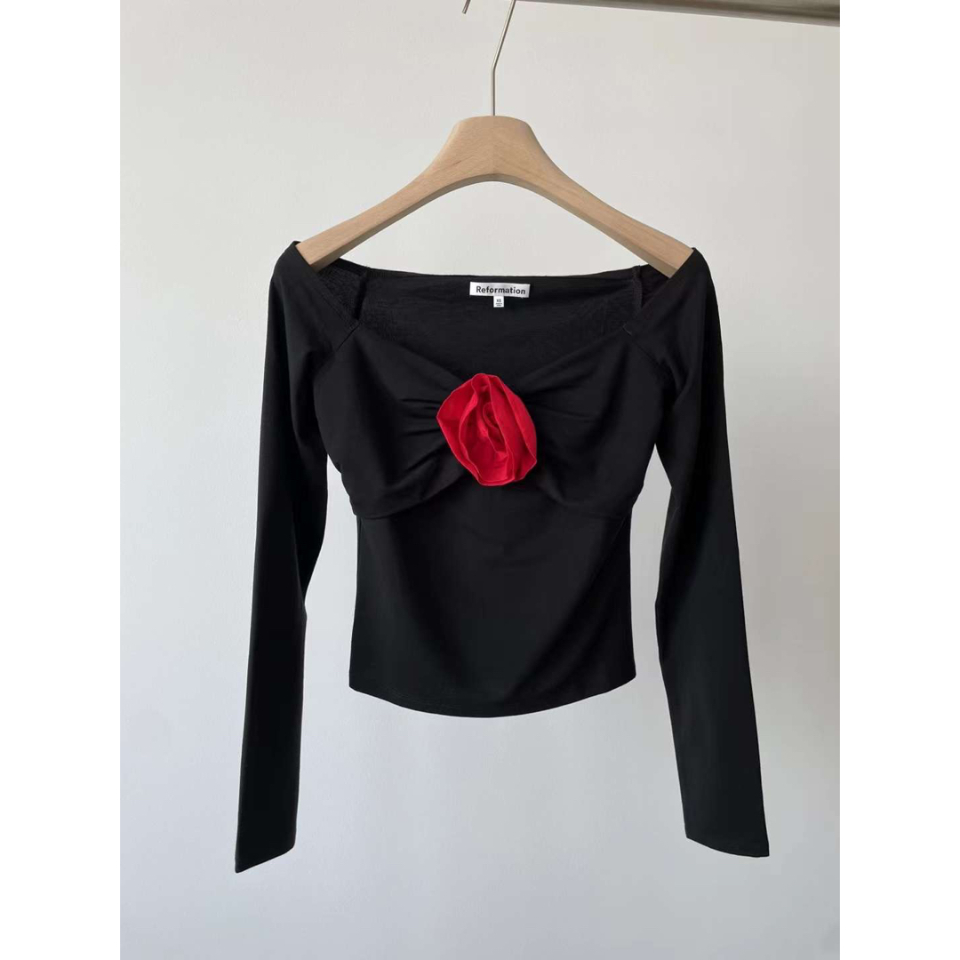 ❤️Reformation 2023新作新品 黒 長袖カットソー オシャレ